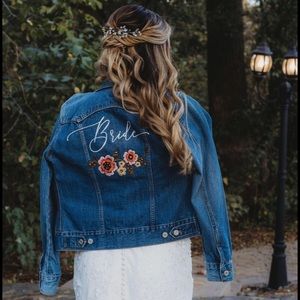 Bridal Wedding Bride Floral Embroidered Medium Wash Jean Jacket Size XS